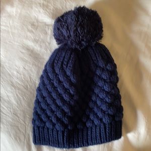 Blue beanie with Pom